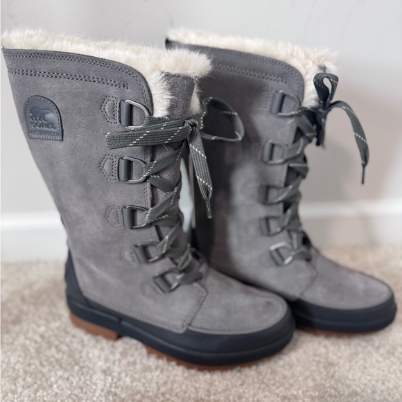Sorel Shoes - NWT Sorel Tivoli IV Tall Waterproof Women's Boots